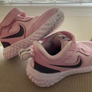 Infant Nike Revolution Sneakers size 4